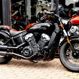 INDIAN SCOUT BOBBER (A2)