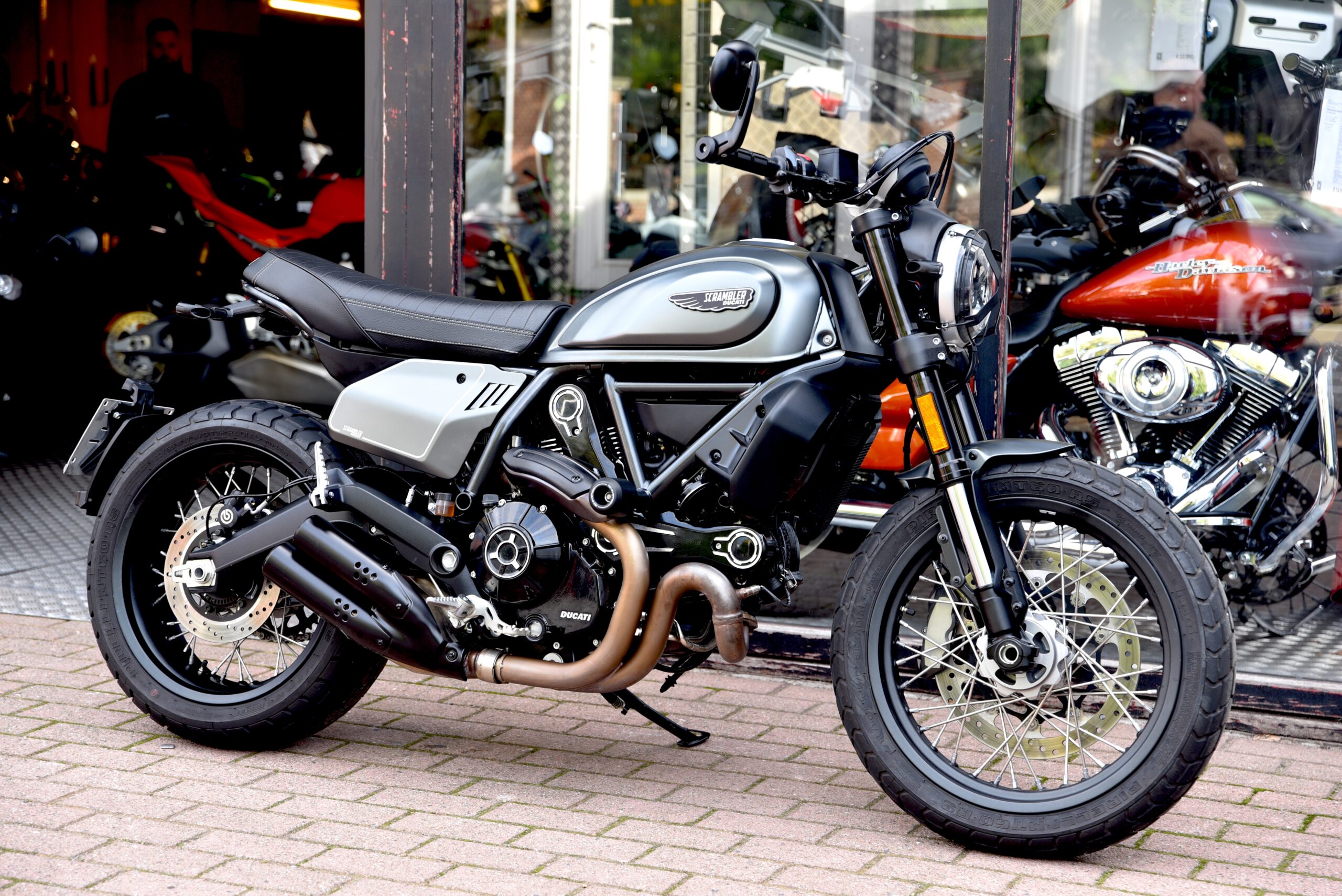 DUCATI SCRAMBLER NIGHTSHIFT