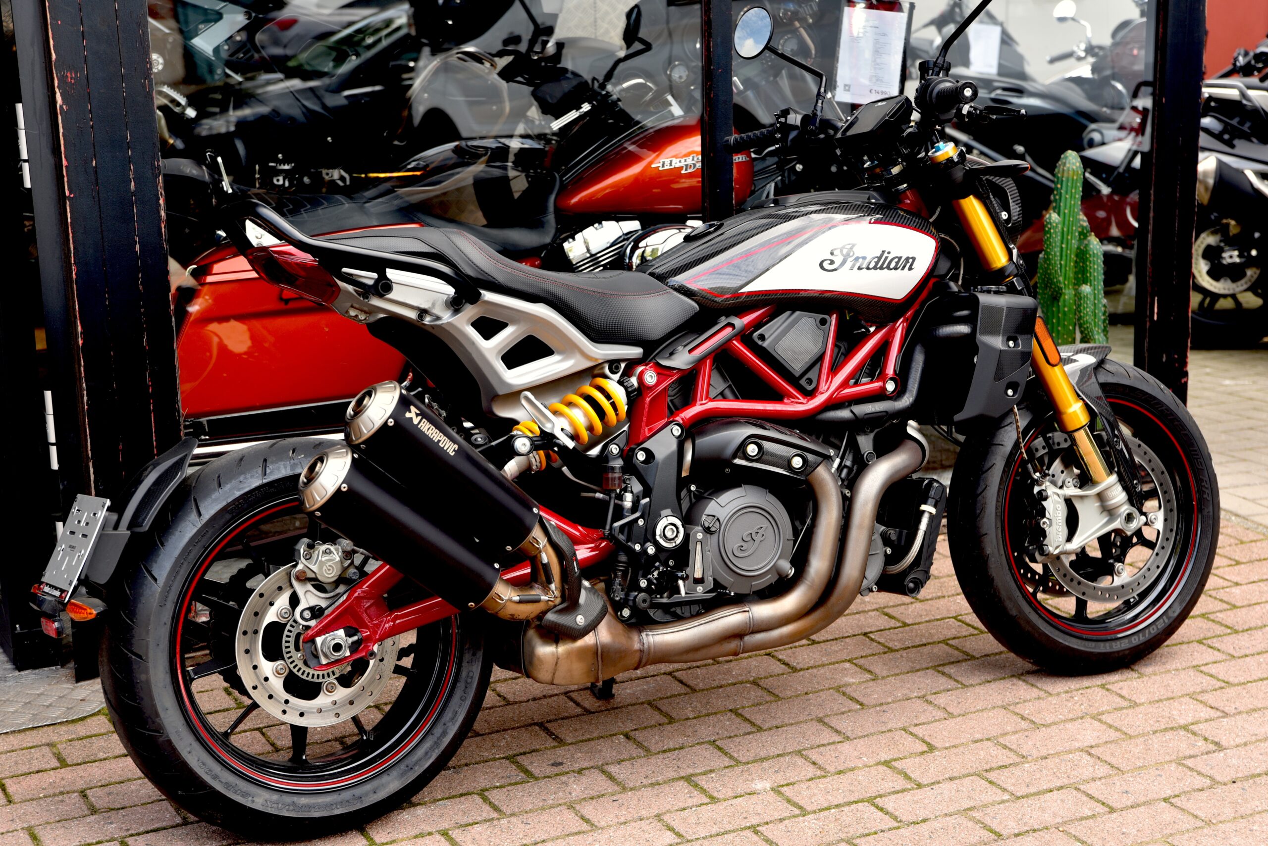 INDIAN FTR 1200 R CARBON – Image 3