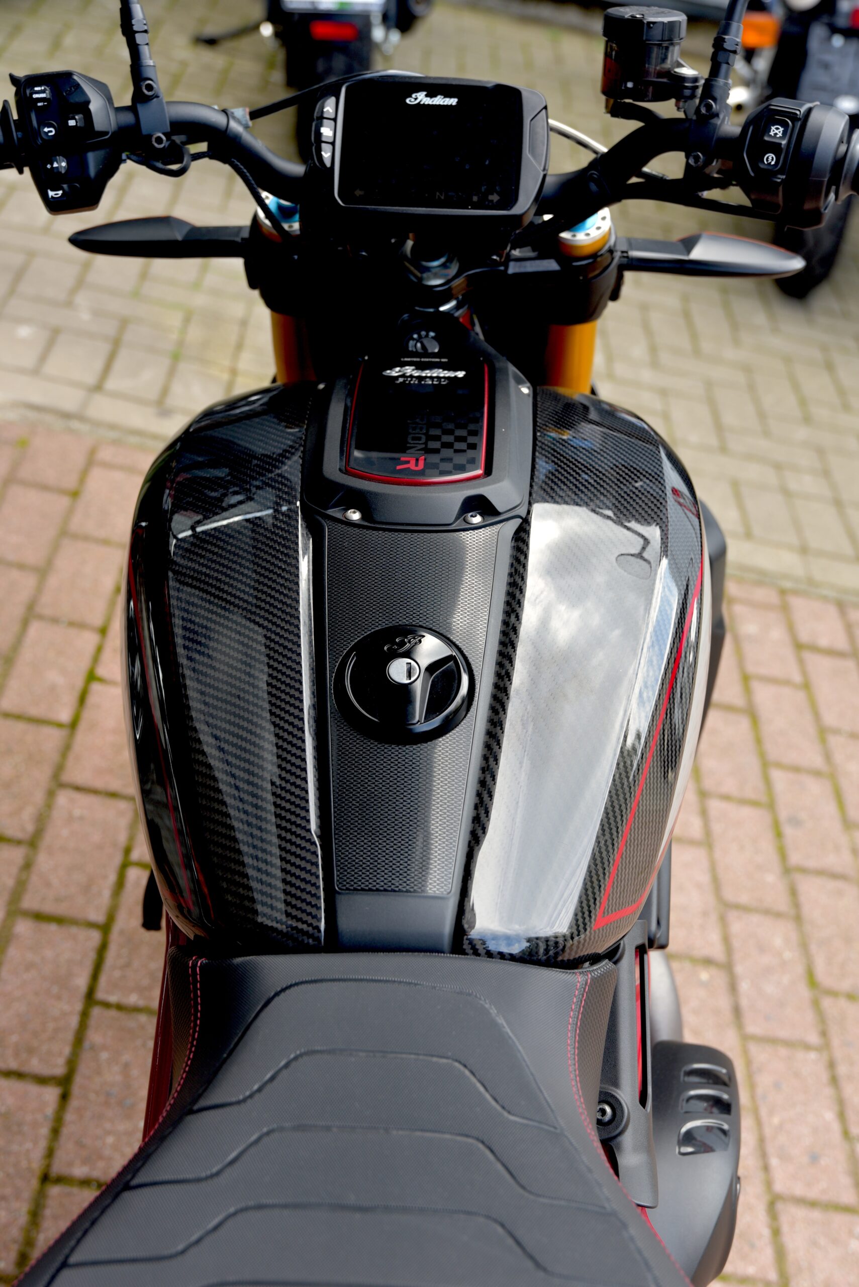 INDIAN FTR 1200 R CARBON – Image 6