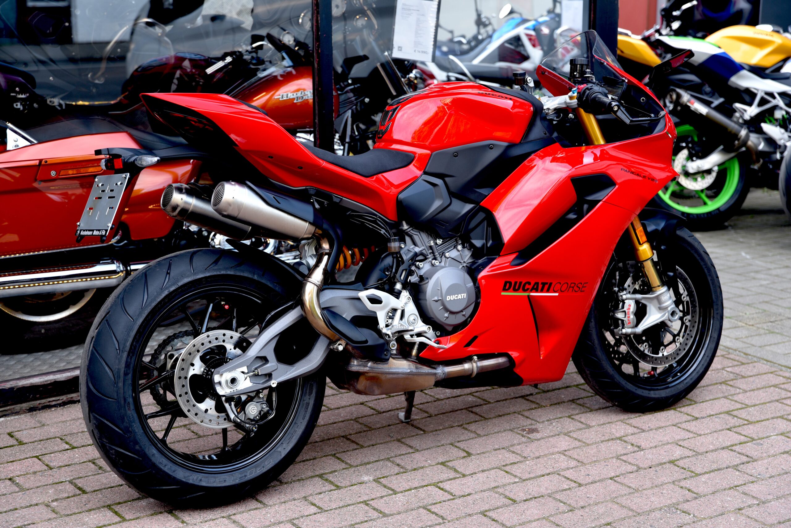 DUCATI PANIGALE V2S – Image 3