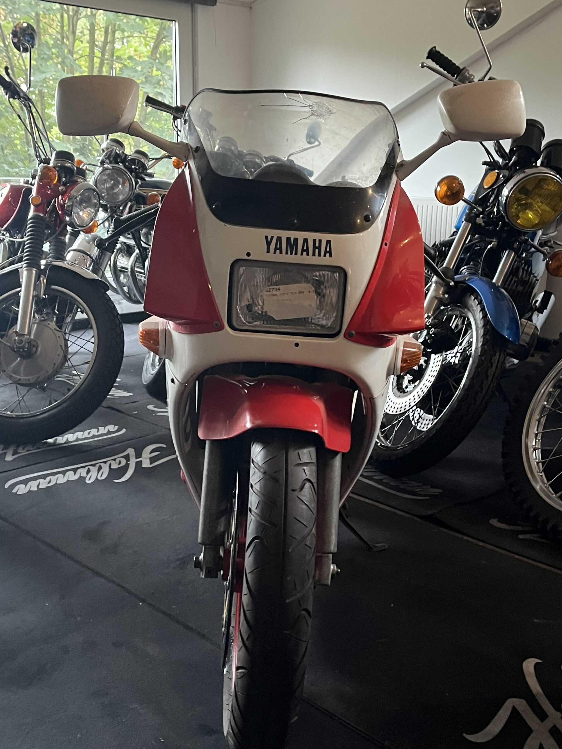 YAMAHA TZR 250 – Image 3