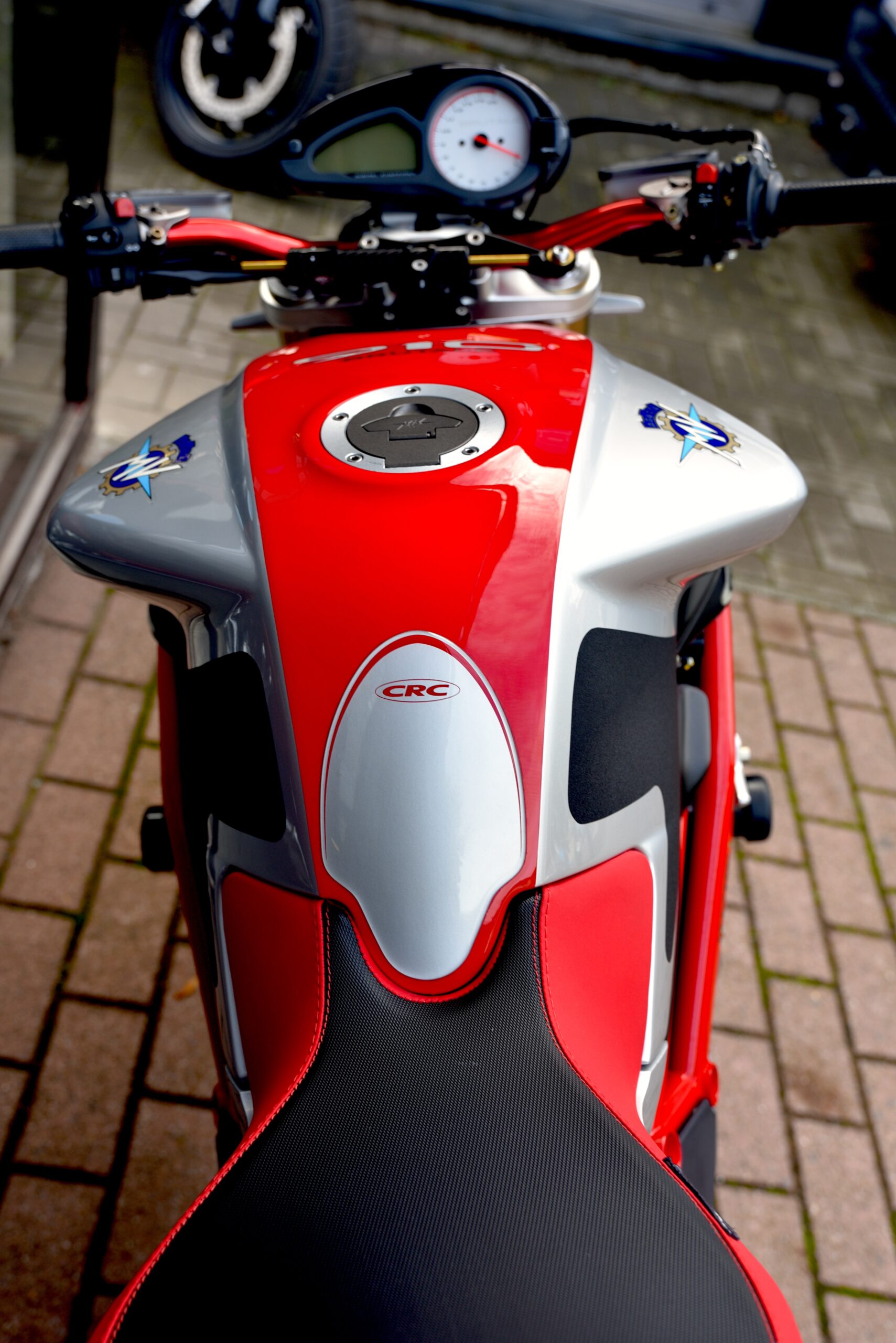 MV AGUSTA BRUTALE 910 S – Image 6