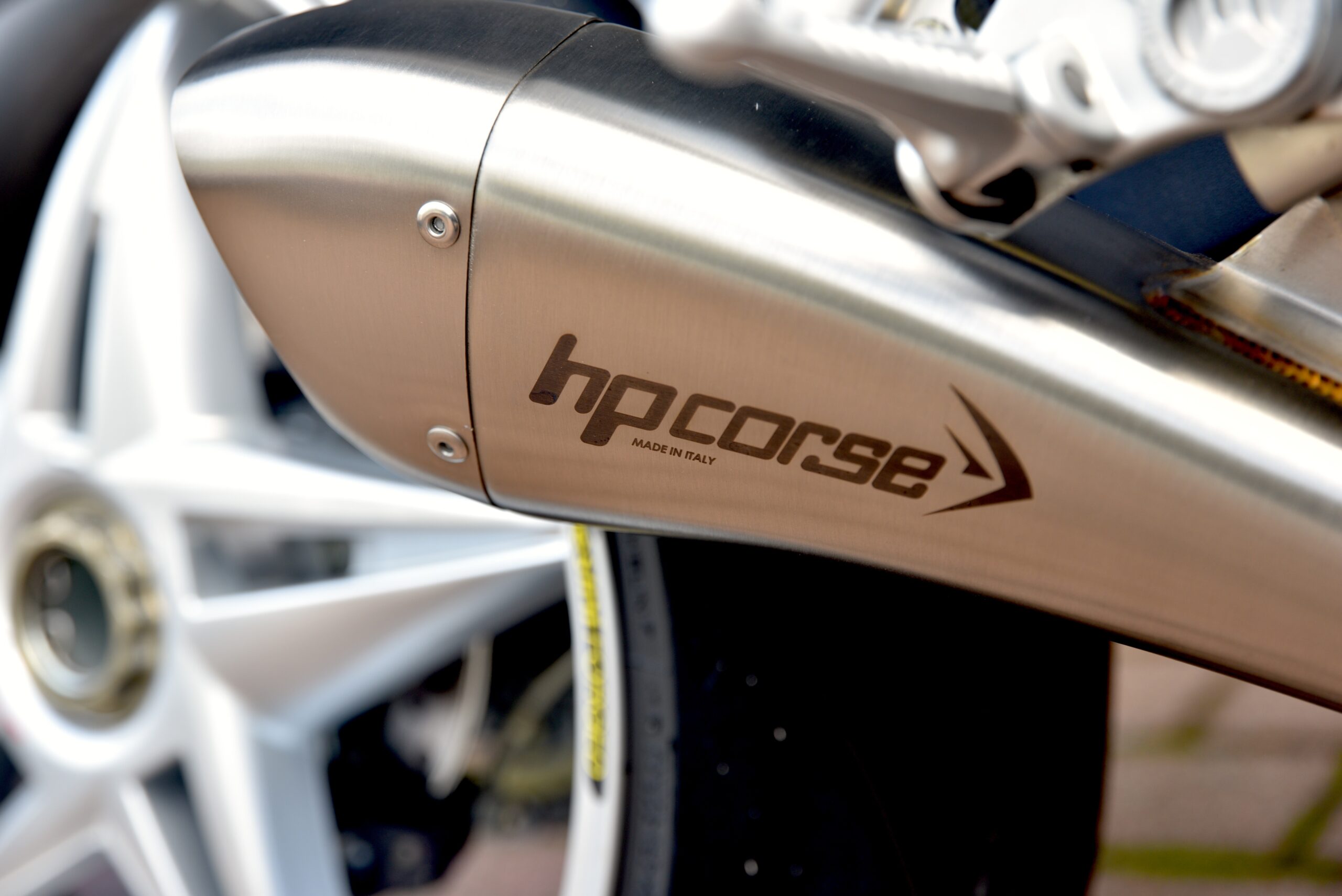 MV AGUSTA BRUTALE 910 S – Image 7