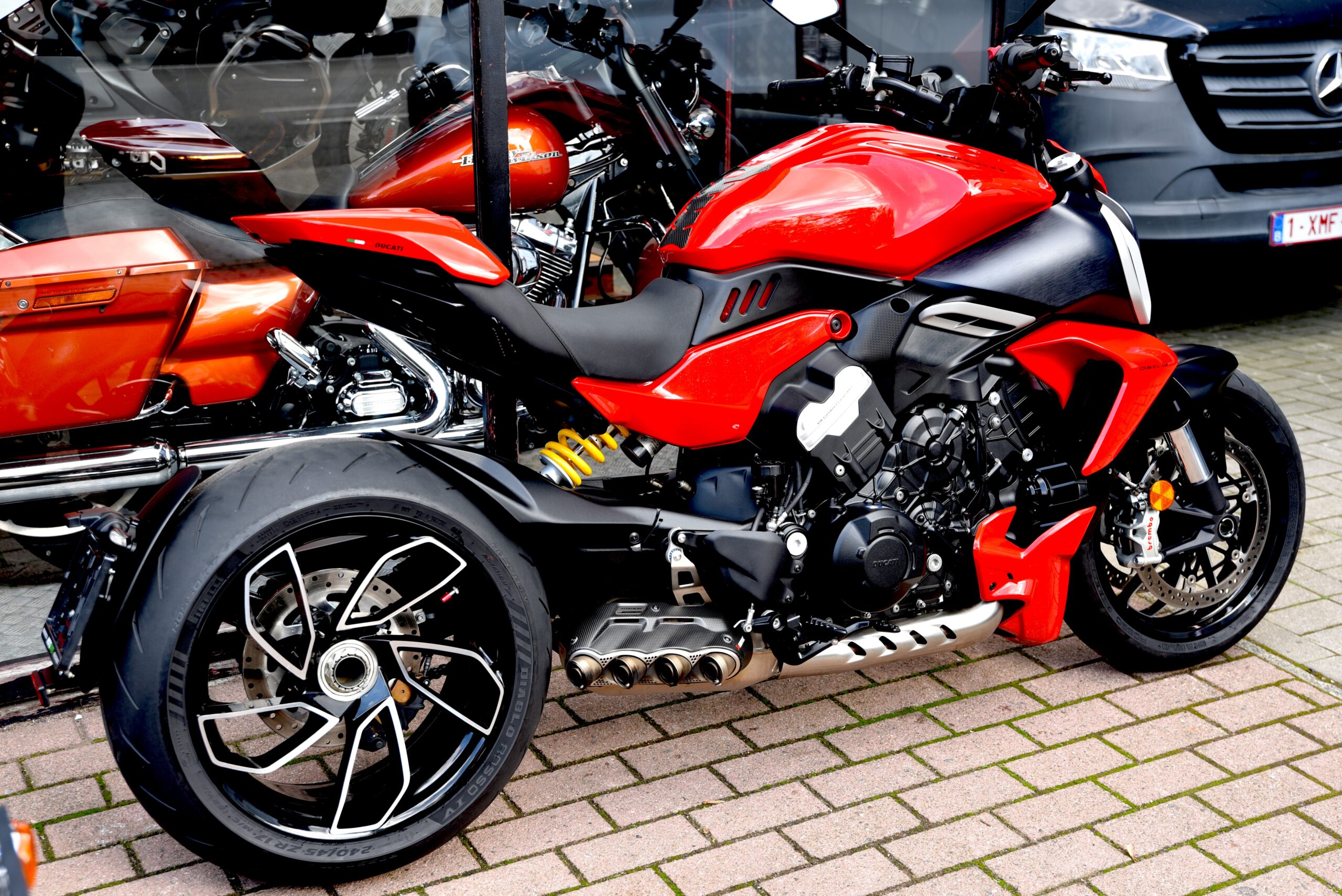 DUCATI DIAVEL V4 – Image 3