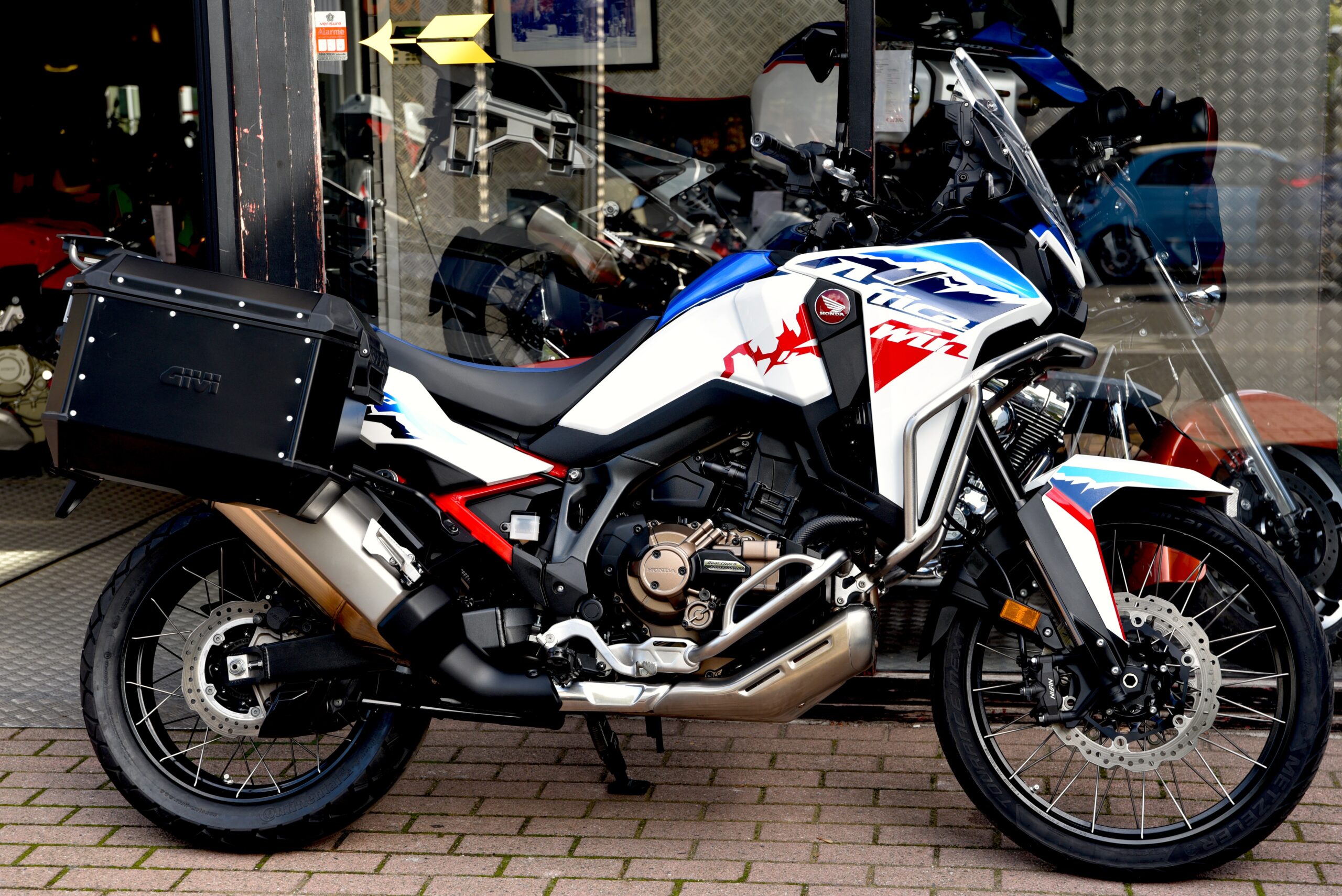 HONDA CRF 1100 AFRICA TWIN ES DCT – Image 2
