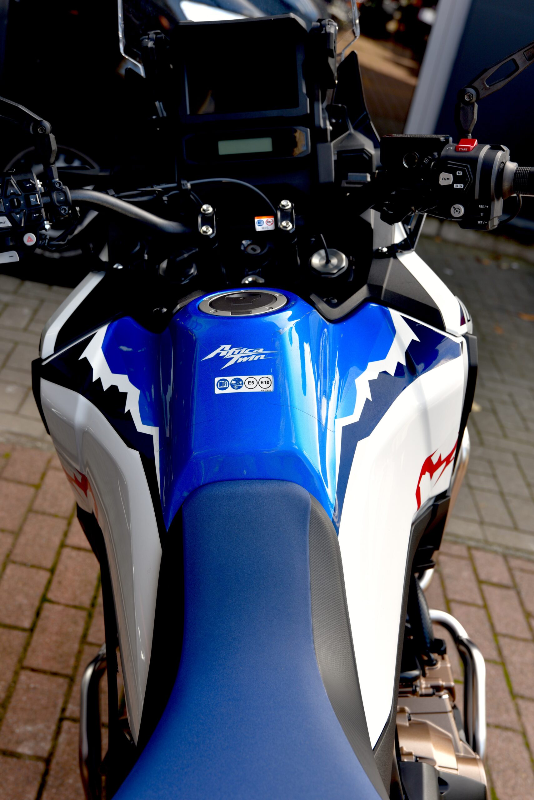 HONDA CRF 1100 AFRICA TWIN ES DCT – Image 6