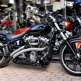 HARLEY DAVIDSON BREAKOUT 114