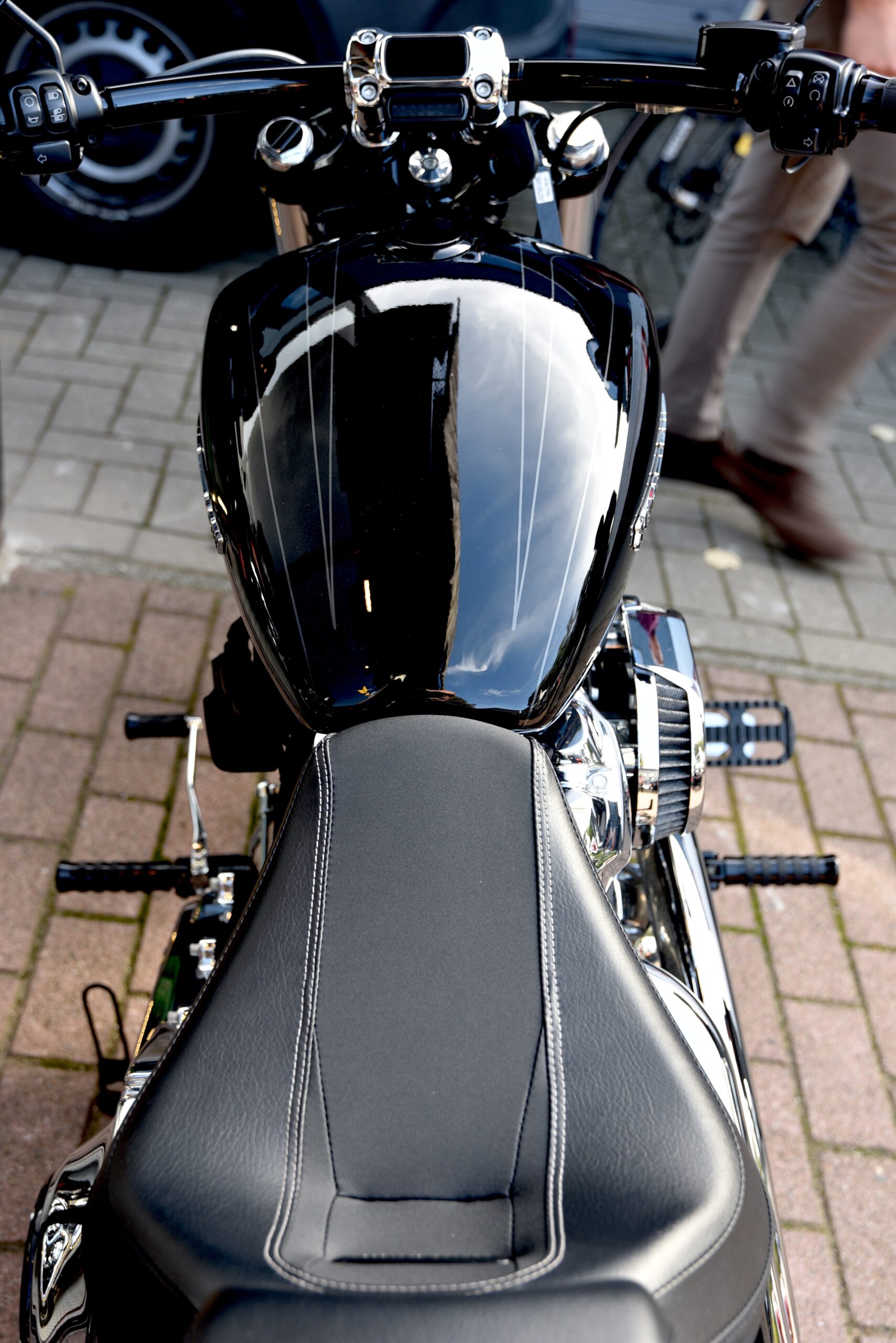 HARLEY DAVIDSON BREAKOUT 114 – Image 6