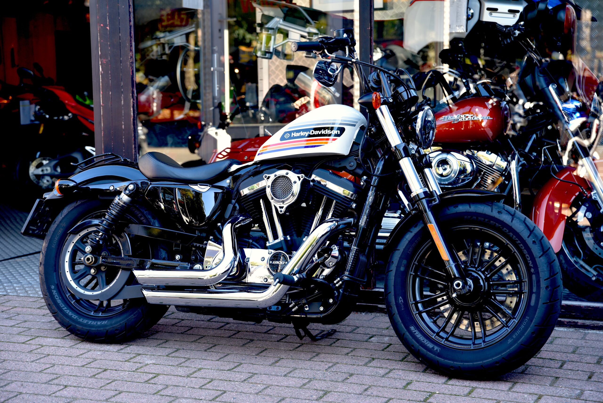 HARLEY DAVIDSON 1200 FORTY EIGHT