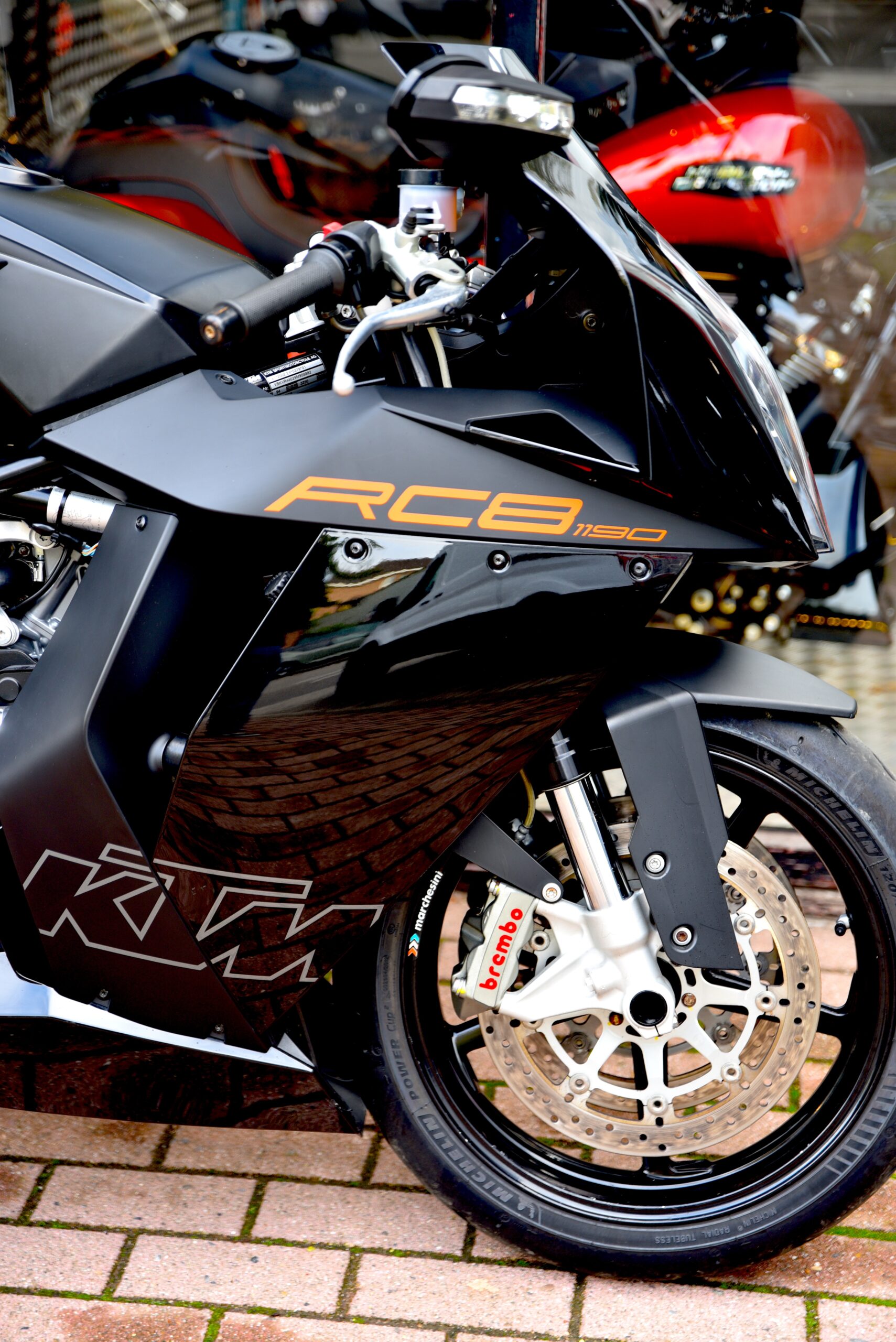 KTM RC 8 1190 – Image 4