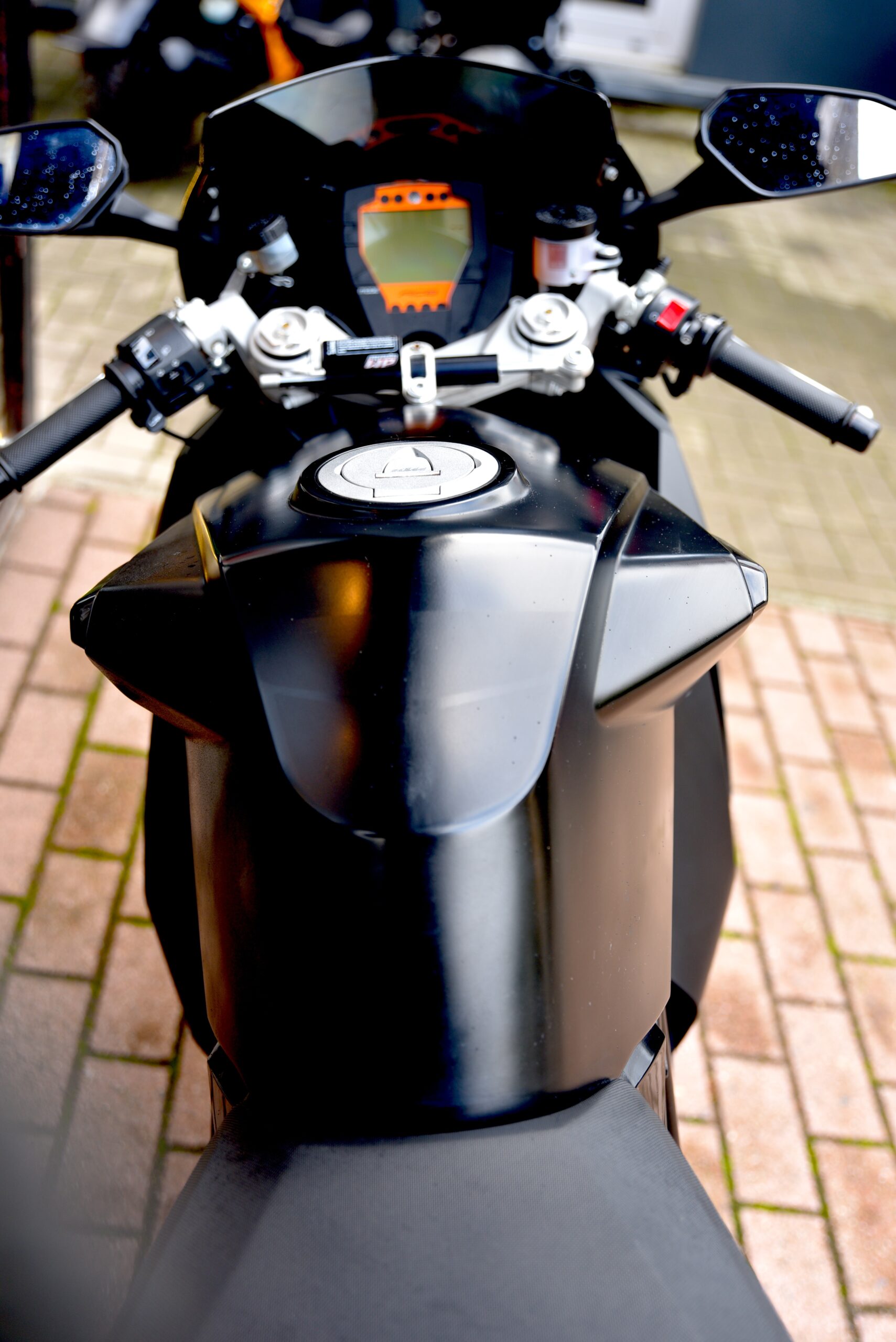 KTM RC 8 1190 – Image 6