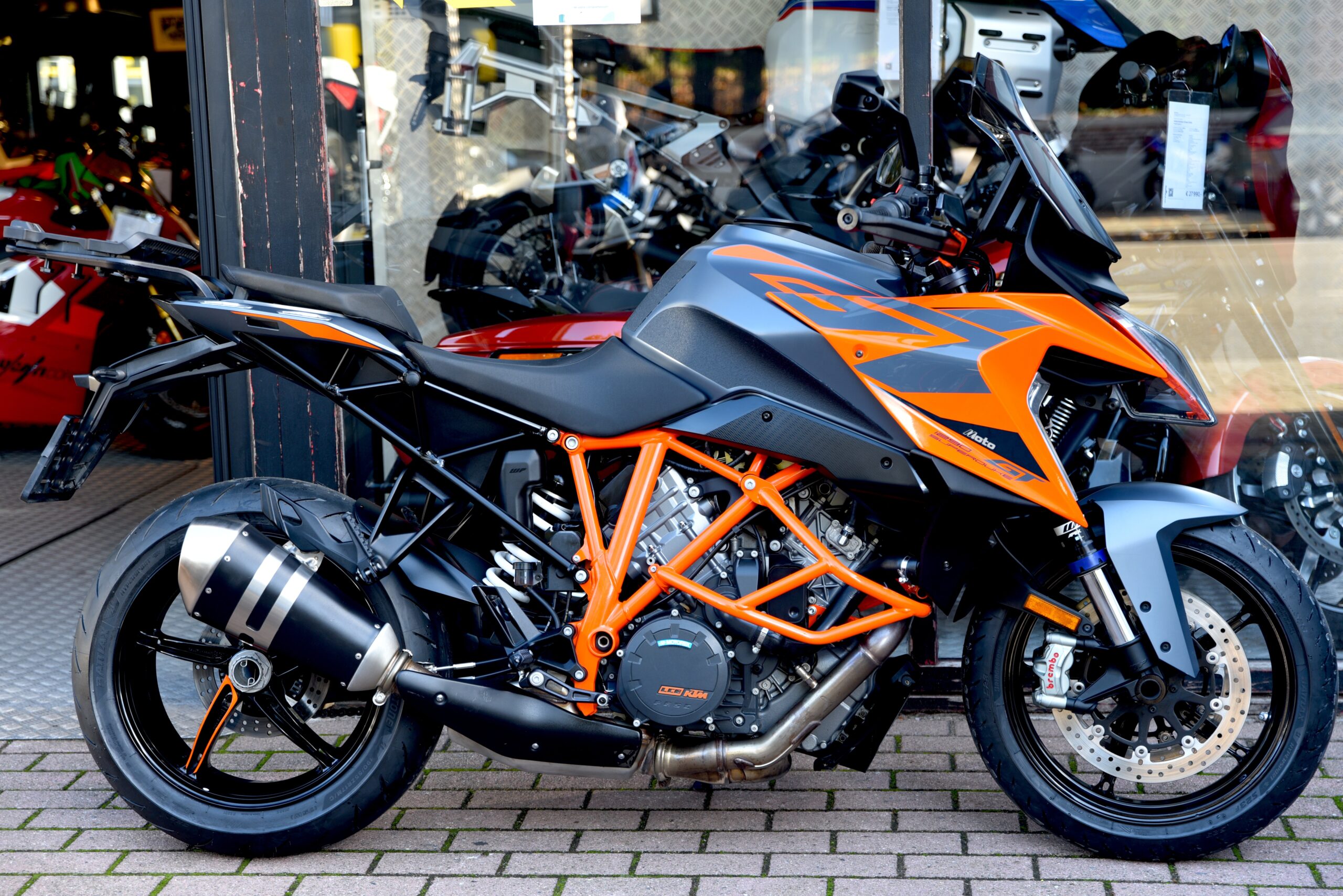 KTM 1290 SUPER DUKE GT – Image 2