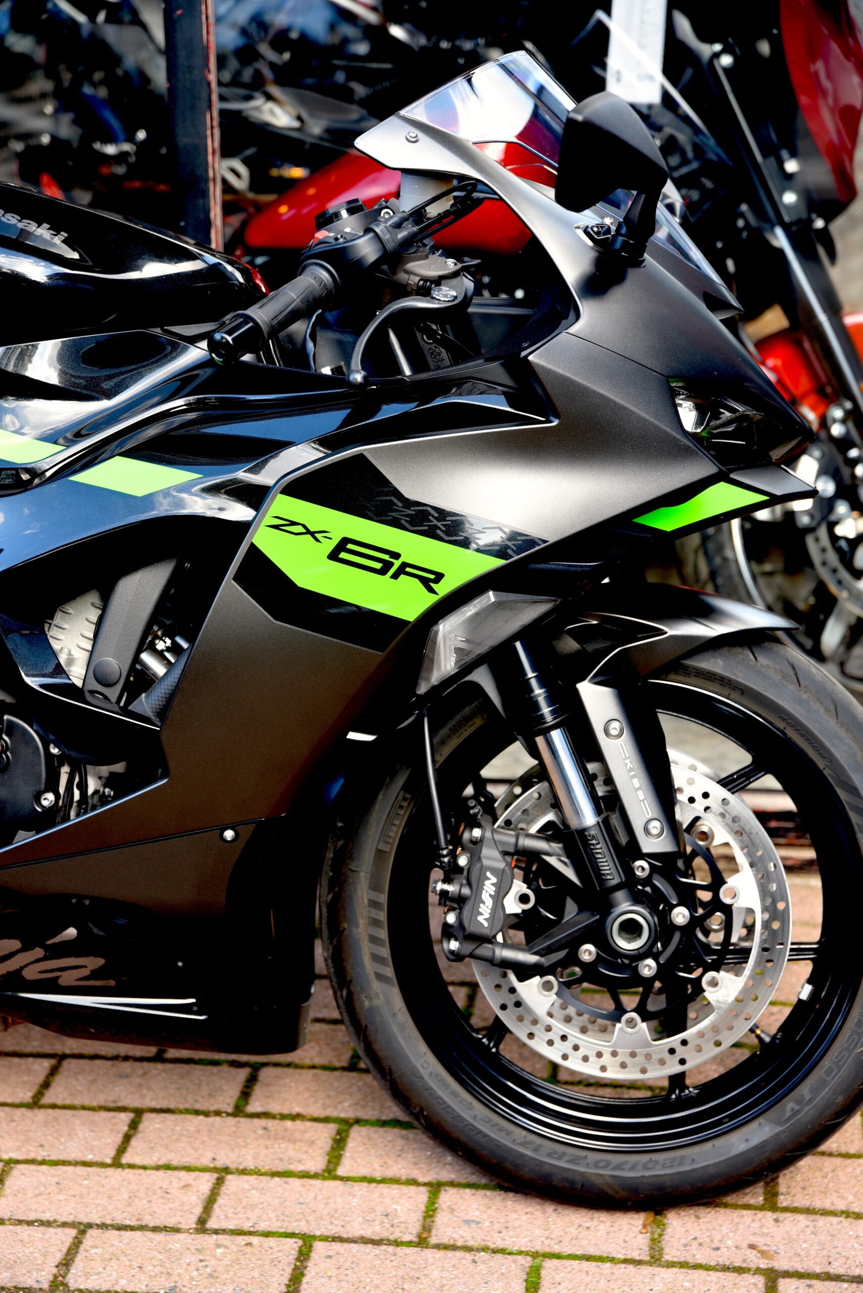 KAWASAKI NINJA ZX-6R – Image 4