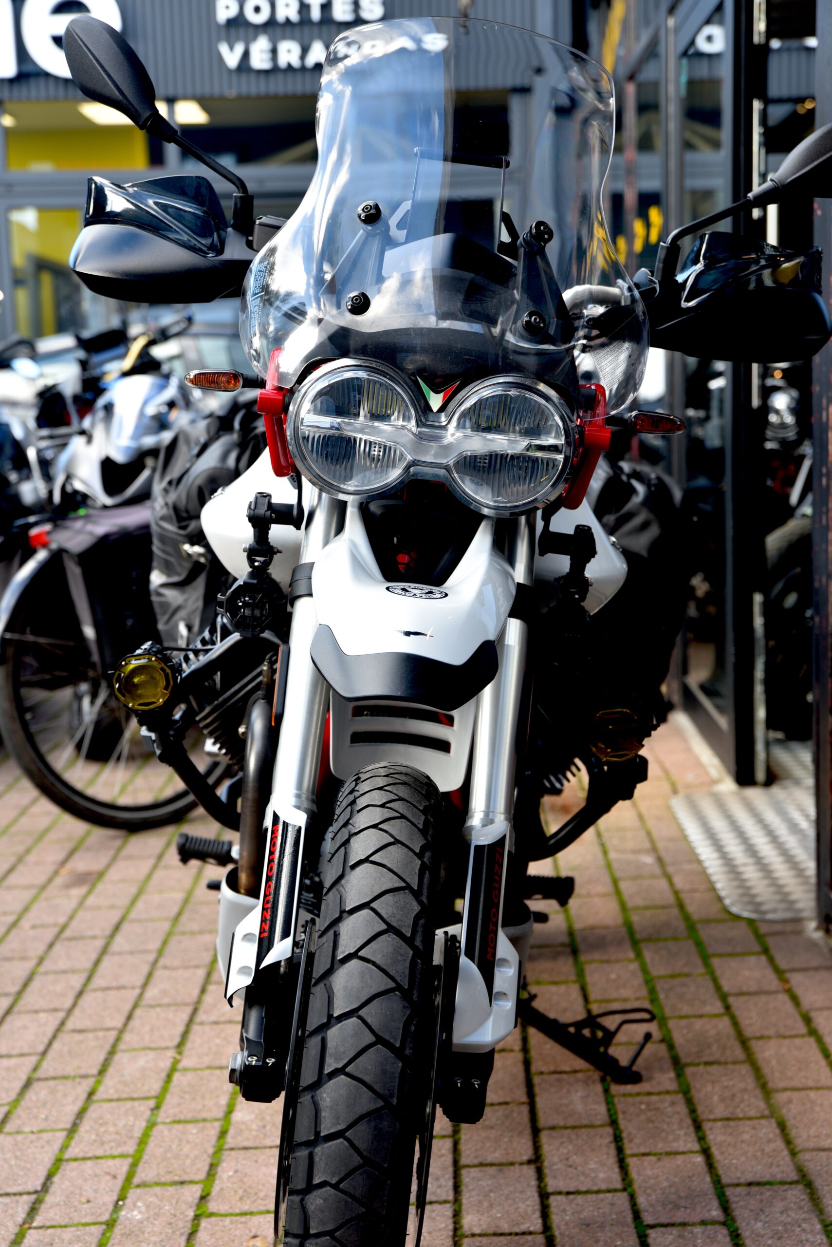 MOTO GUZZI V85 TT – Image 5