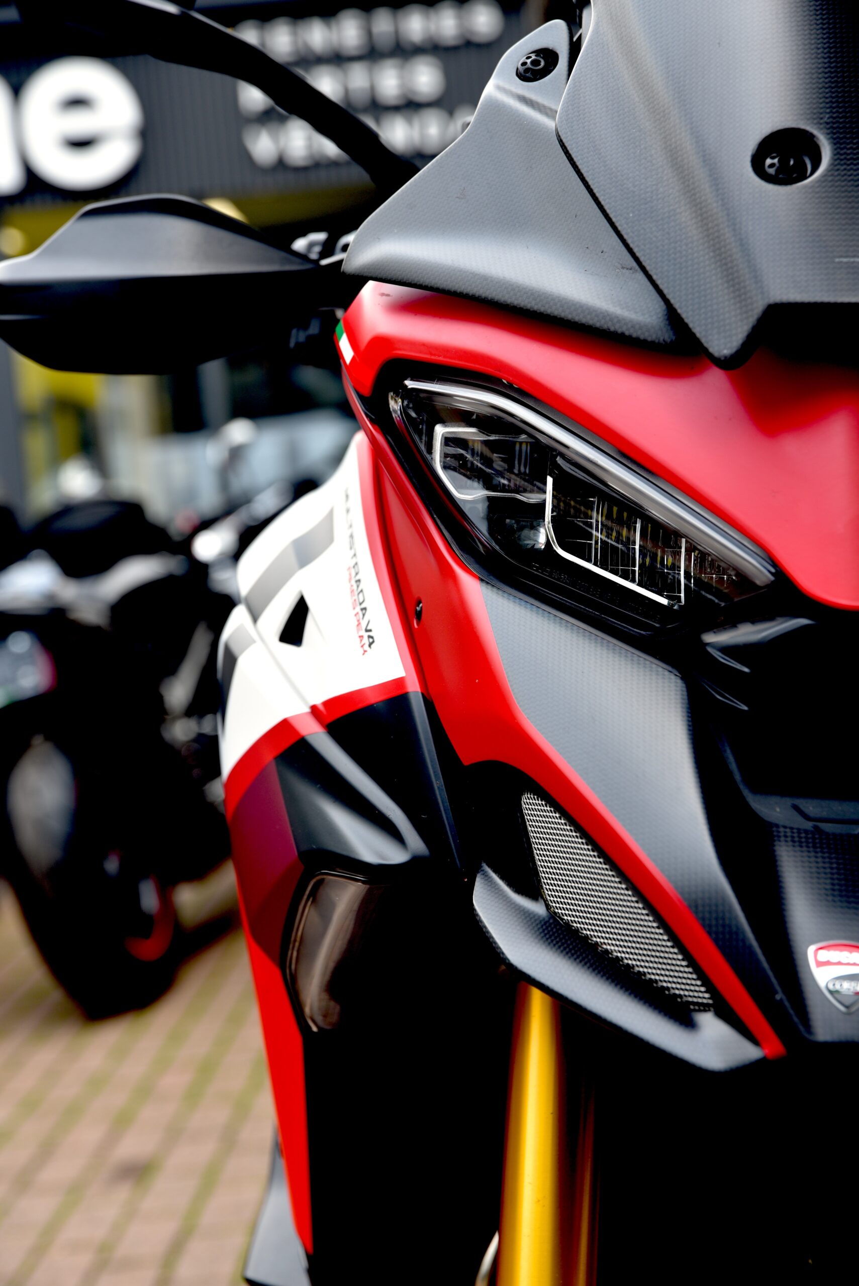 DUCATI MULTISTRADA V4 PIKES PEAK – Image 8