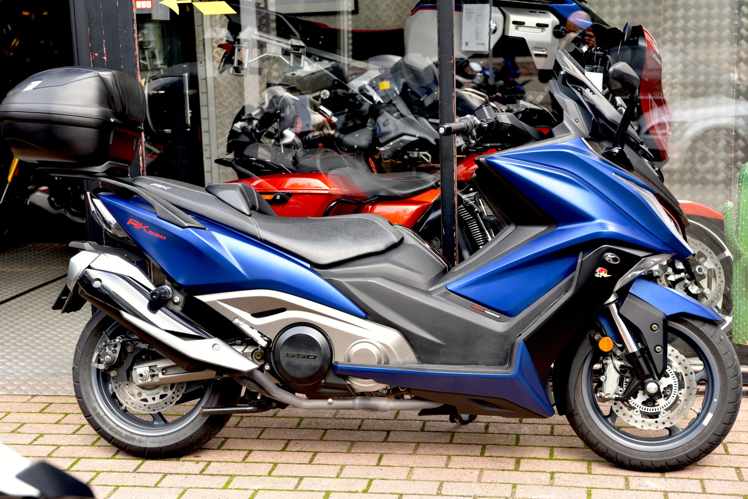KYMCO AK 550 – Image 2
