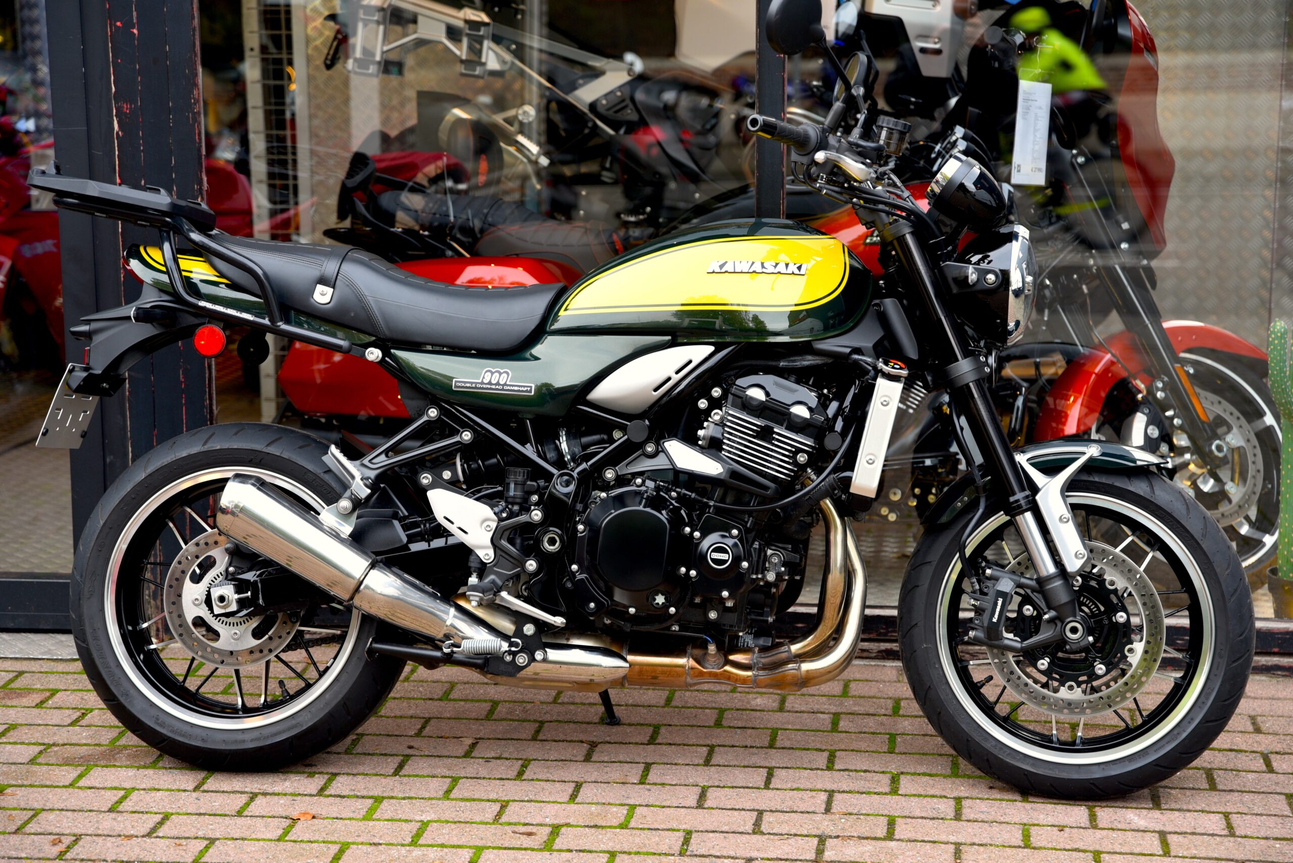 KAWASAKI Z 900 RS – Image 2