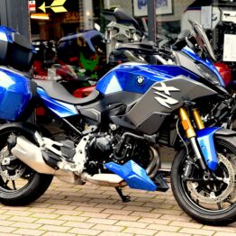 BMW F 900 XR