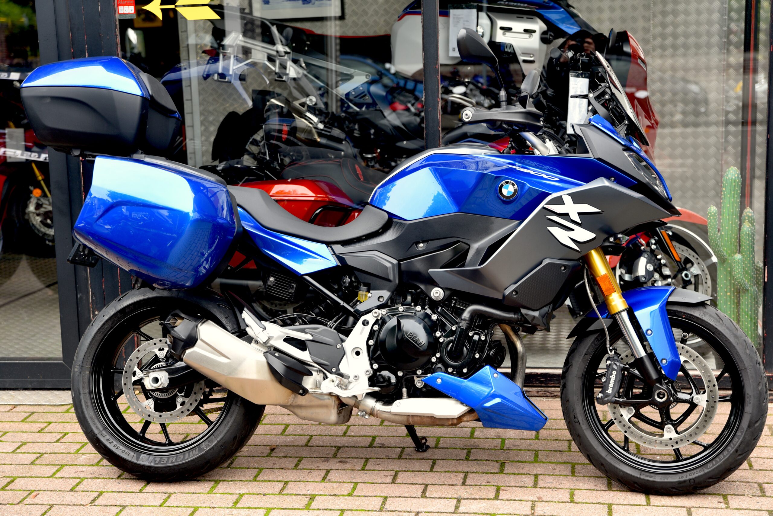 BMW F 900 XR – Image 2