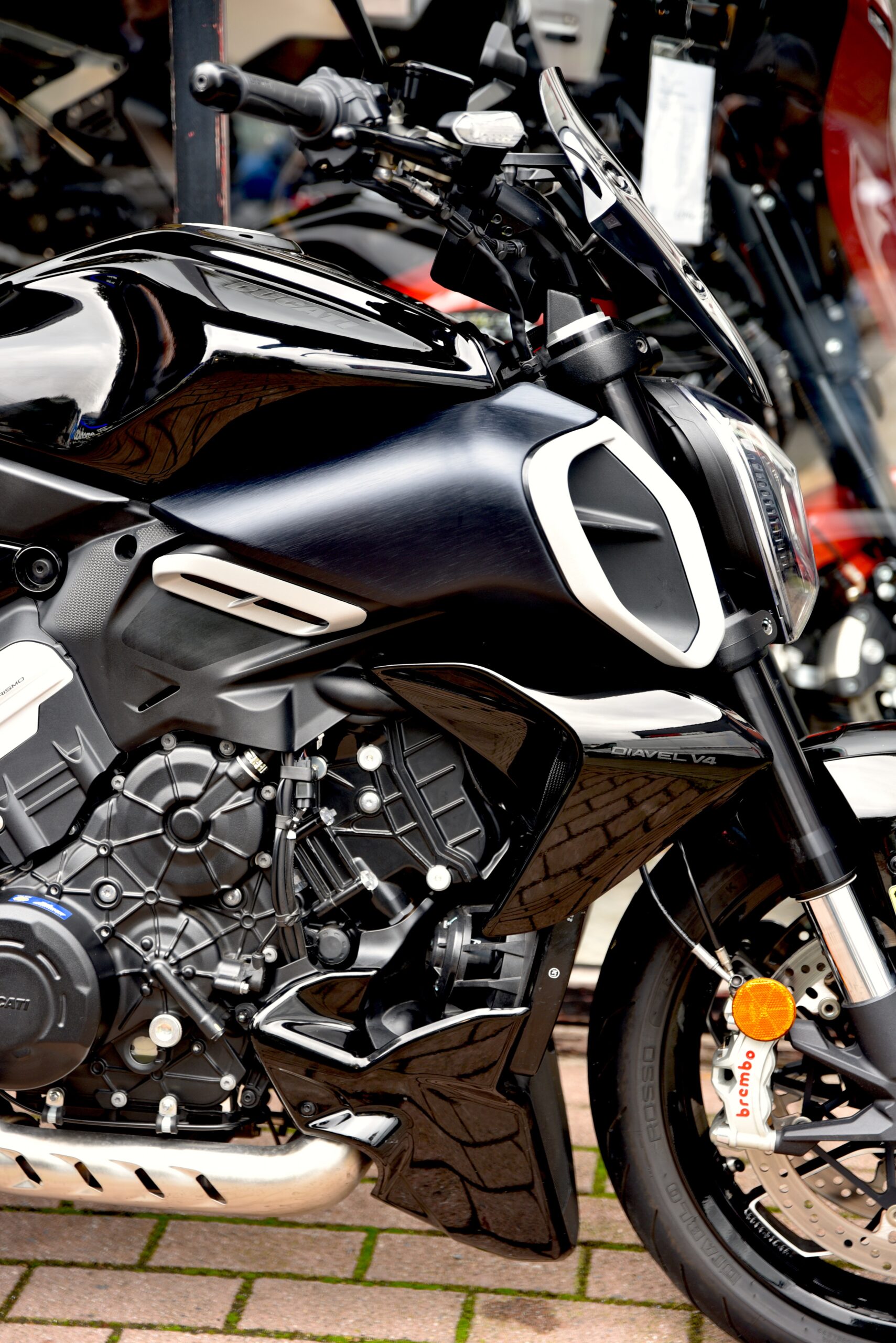 DUCATI DIAVEL V4 – Image 4