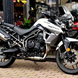 TRIUMPH TIGER 800 XRT