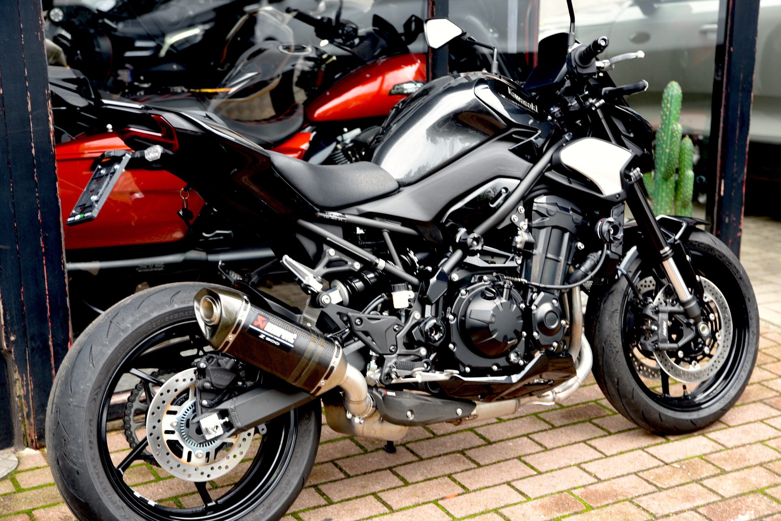 KAWASAKI Z 900 PERFORMANCE – Image 3