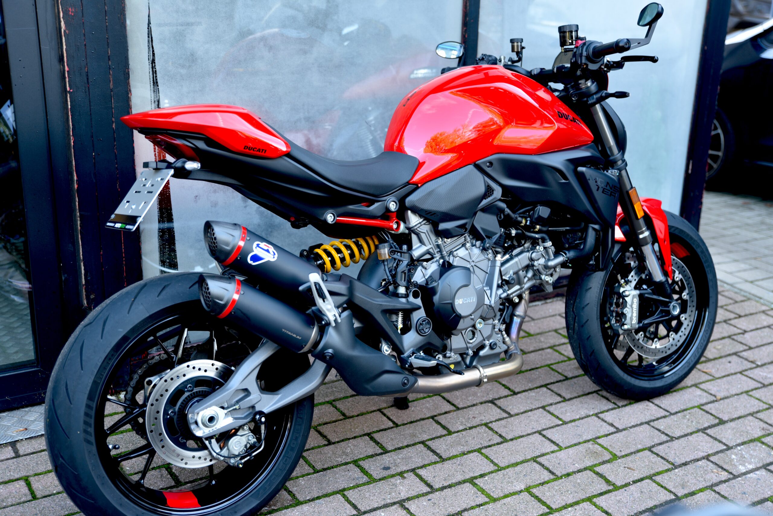 DUCATI MONSTER V2 – Image 3