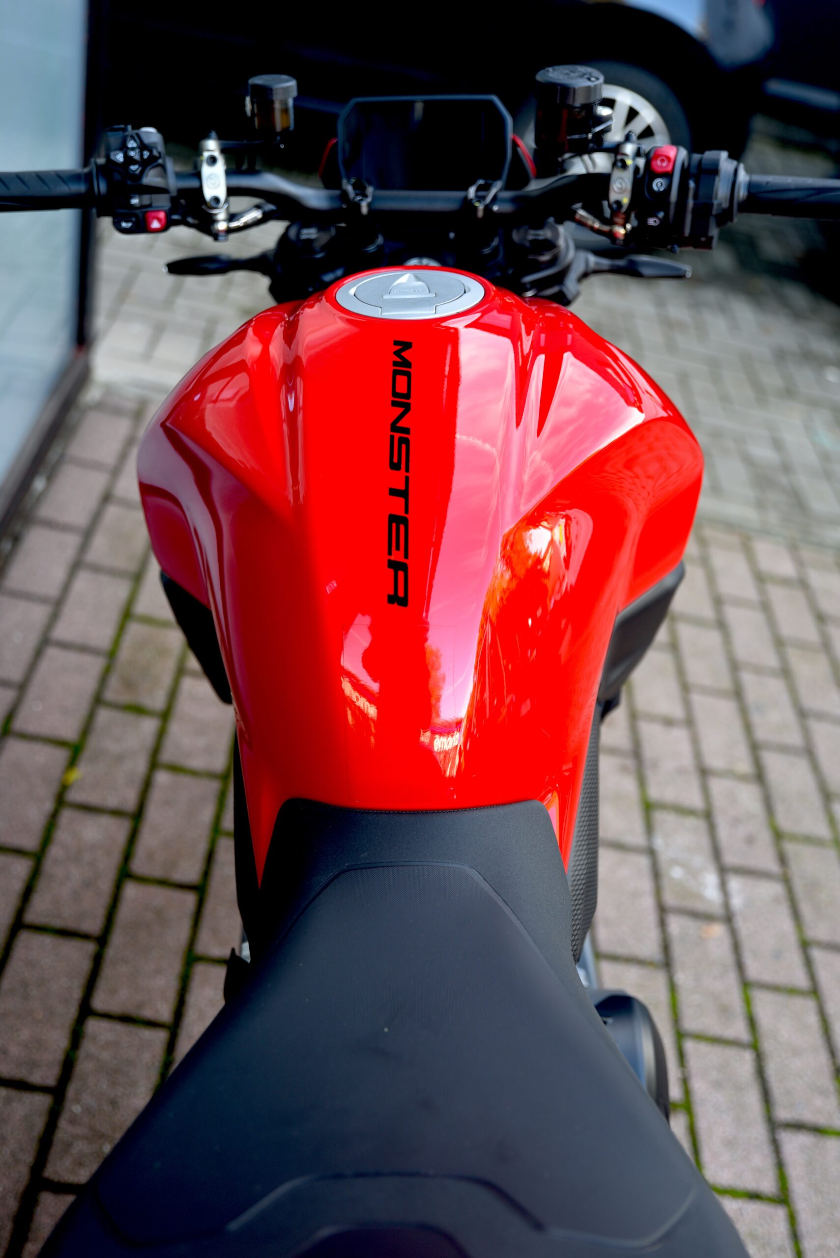 DUCATI MONSTER V2 – Image 6